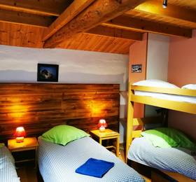 Gite d'Etape Auberge de l'Ardoisiere в Жозье