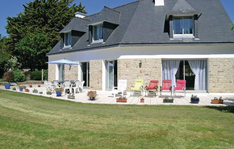 Holiday home Fouesnant 54
