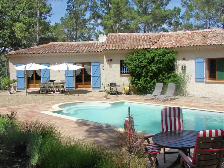 Three-Bedroom Holiday Home Draguignan Франция, Драгиньян