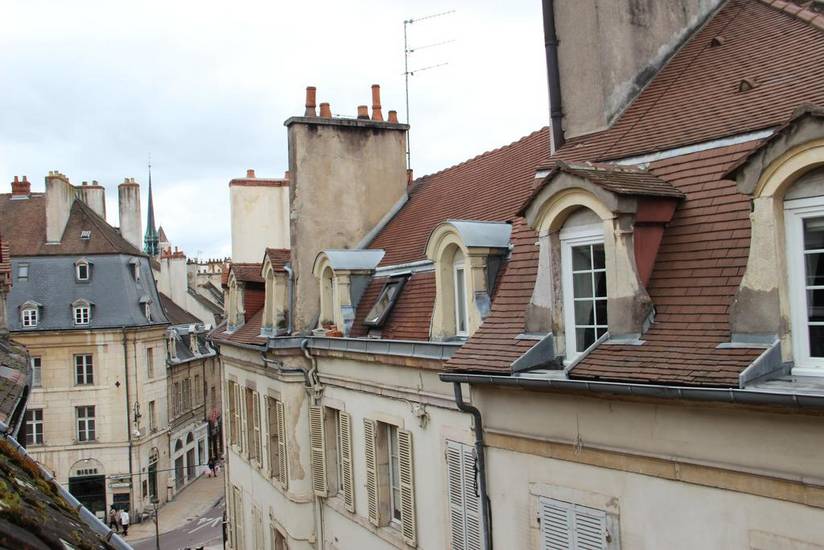 LAmiral Sous Les Toits Франция, Дижон