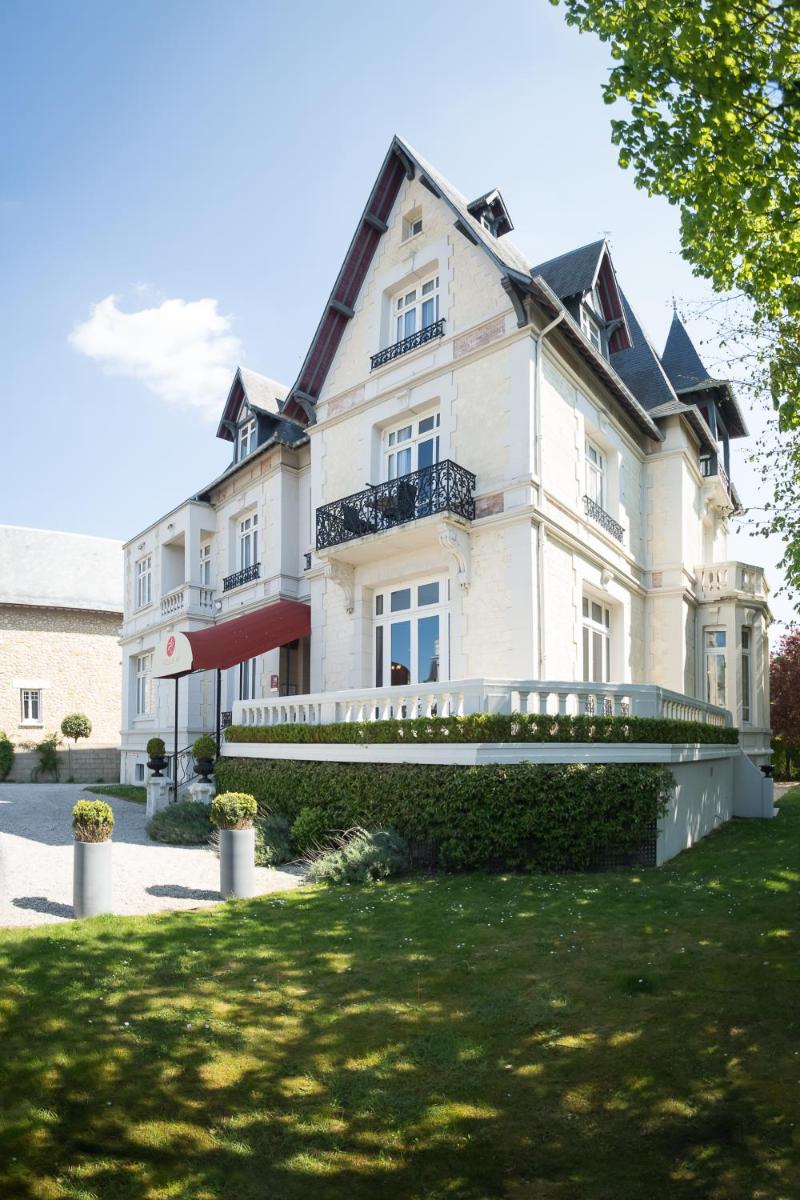 Villa 81 3*