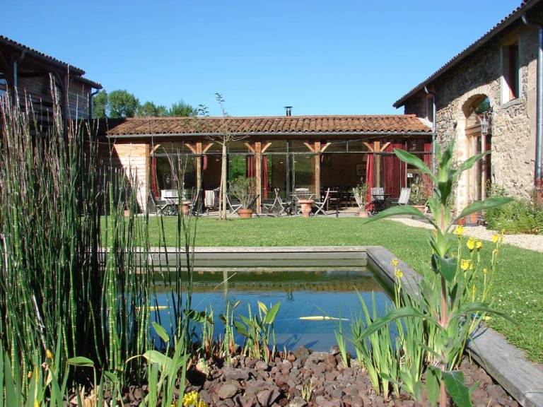 La Pierre Folle Chambres dHotes