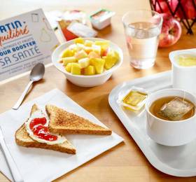ibis budget Clermont Ferrand le Brezet Aeroport в Клермон-Ферране