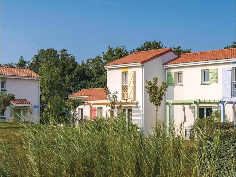 Apartment Talmont St.Hilaire EF-879