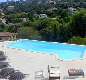 Villa Loupastre 1 в Кавалер-сюр-Мере