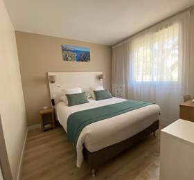 Отдых в Best Western Hotel La Rade - Франция, Каси