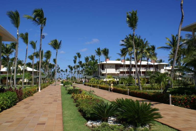 Sirenis Cocotal Beach Resort