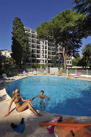 Residence Resideal Premium Cannes 4*