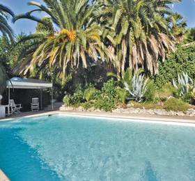 Holiday home Av. lAmir. W. Wemyss в Каннах
