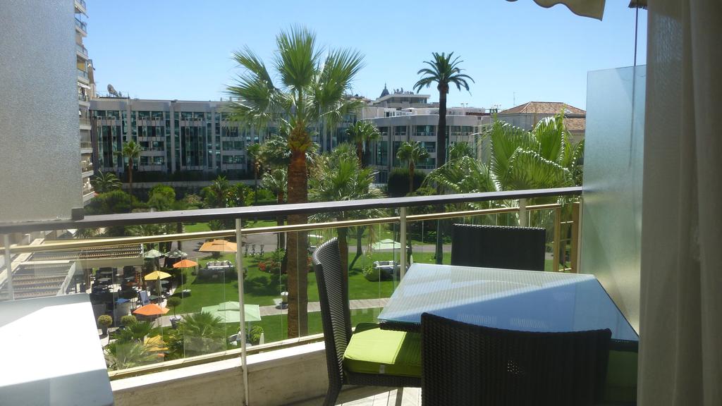 Grand hotel 2. Green shadows beach hotel 2*.