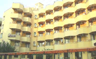 Ladin Hotel
