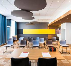 ibis Bordeaux Lac в Бордо