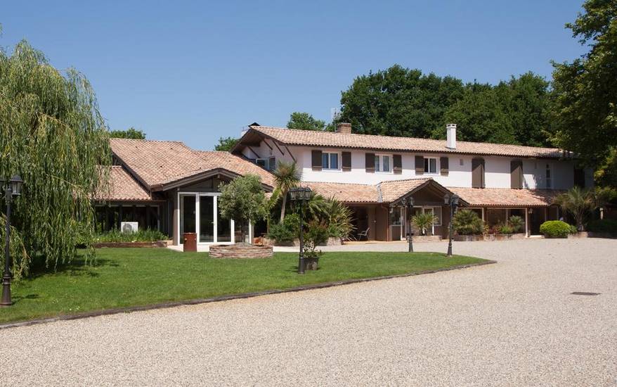 Hotel La Ferme d'En Chon 3* Франция, Бискаррос