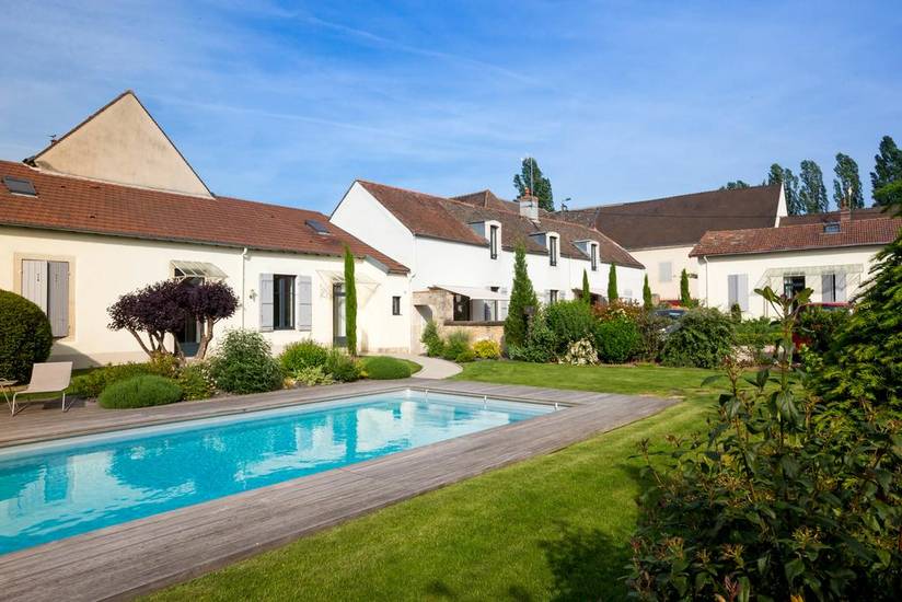 Le Clos de lAigue Франция, Бон