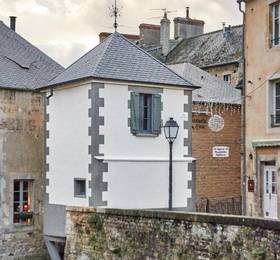 La Plus Petite Maison De France в Байе