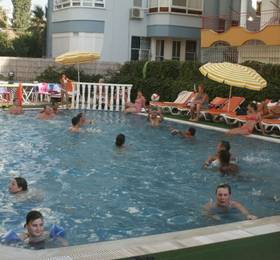 Hotel Huska Plaza в Аланье