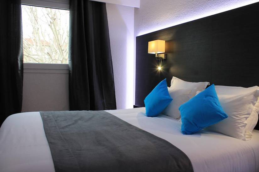 Le Cheval Blanc 3* Франция, Арль