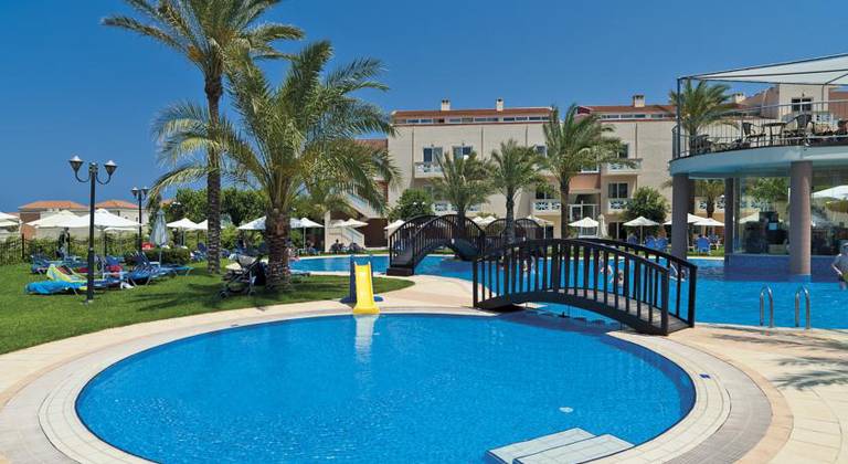 Selini Suites