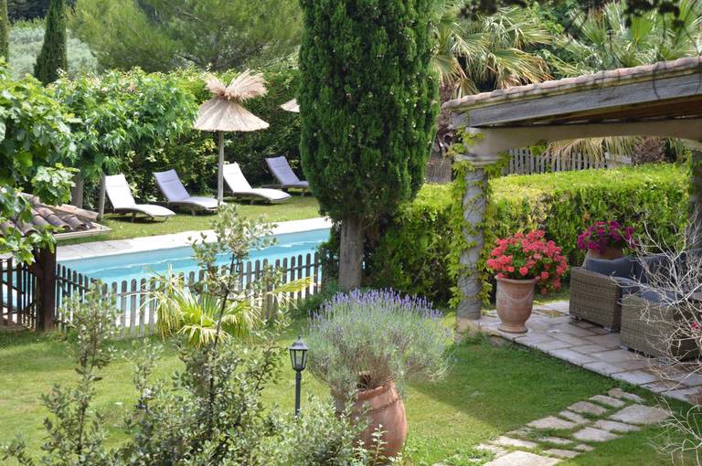 Le Mazet Des Oliviers