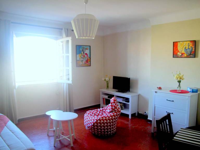 Appartement place des martyrs