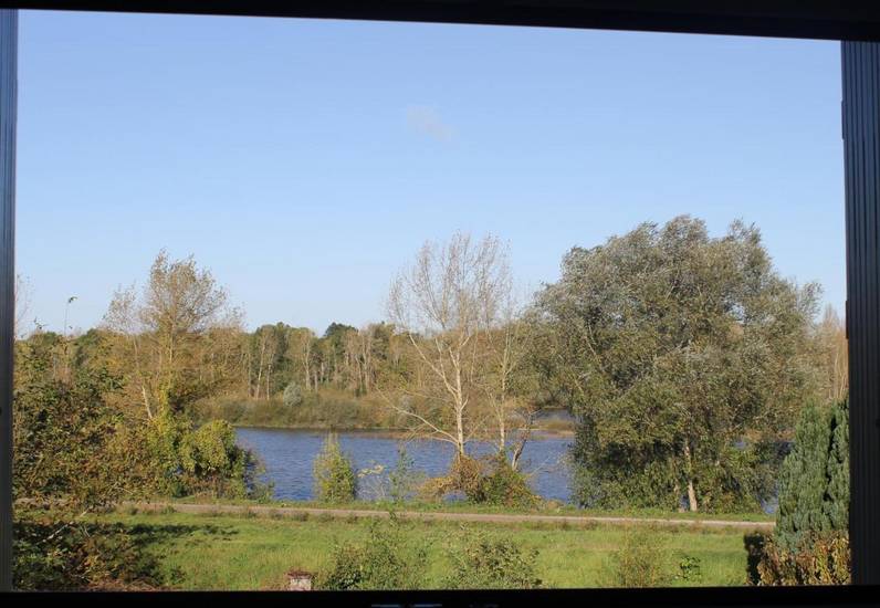 Vue sur Loire Франция, Амбуаз