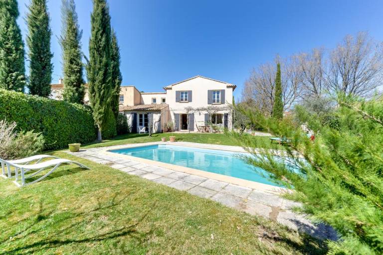 Inviting Provencal Villa