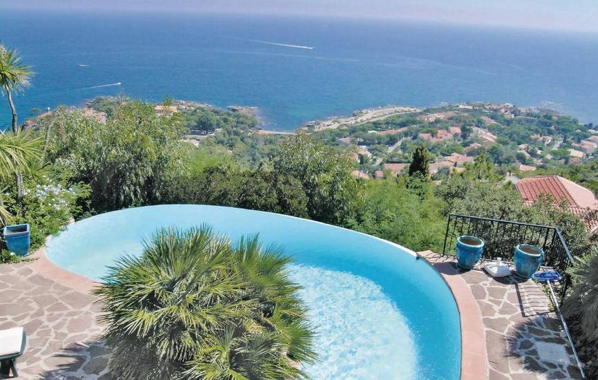 Holiday home Impasse De La Vigie 5* Франция, Лес-Иссамбр