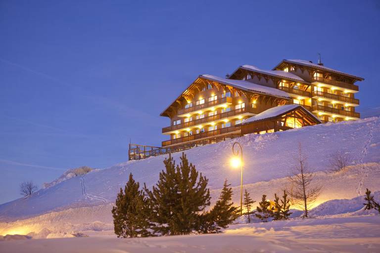 Hotel lOurs Blanc