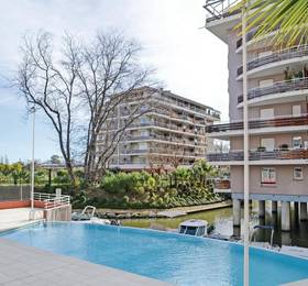 Apartment Mandelieu QR-1549 в Манделье-ла-Напуле