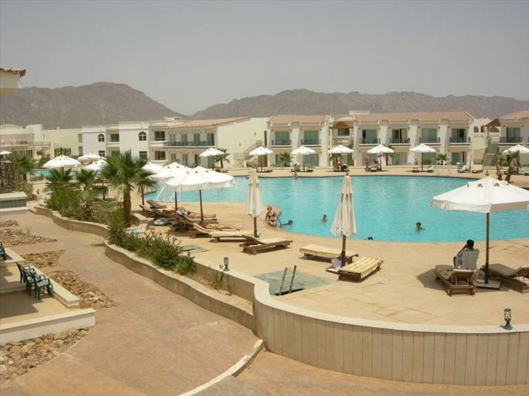 Domina Elaria Nuweiba