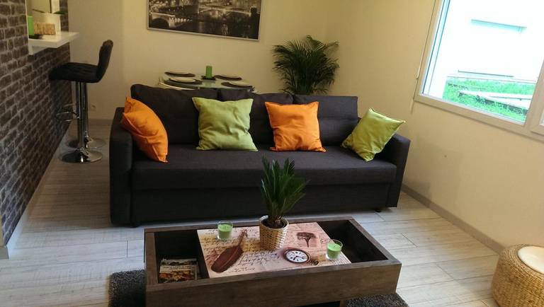 Chic apartment in Paris - St Denis (Stade France)