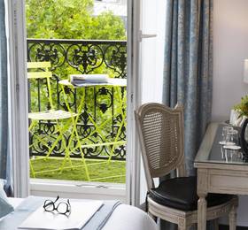 Отдых в Hotel Plaza Elysees - Франция, Париж