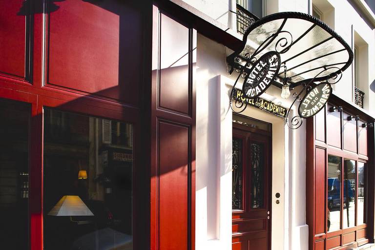 Hotel des Academies et des Arts