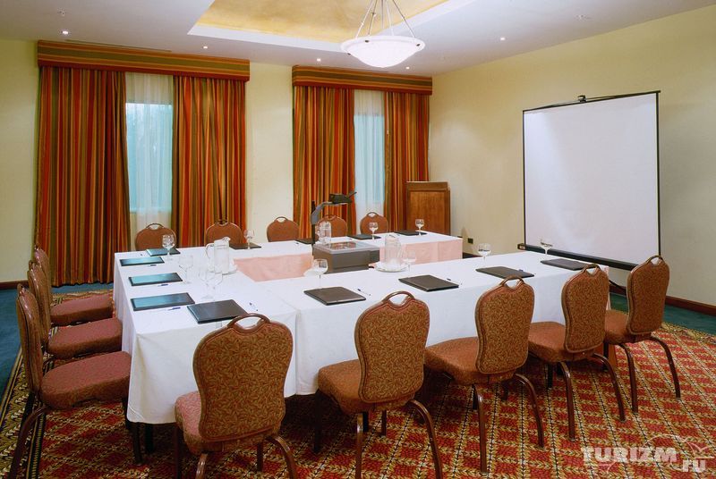 Melia Panama Canal 4*