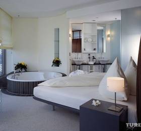 InnSide Premium Suites Frankfurt Eurotheum в Франкфурте-на-Майне