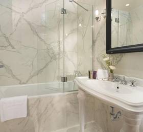 Туры в Le Saint Hotel Paris в Франции