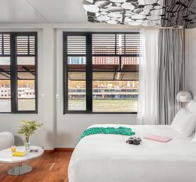Hotel OFF Paris Seine в Париже