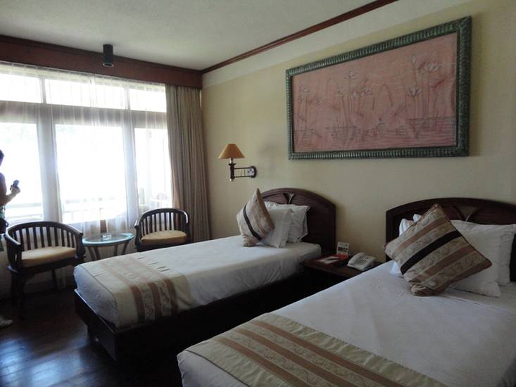Senggigi Beach Pool Villa Club 5* Индонезия, Ломбок