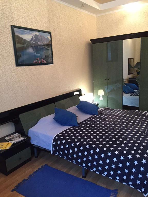 One-bedroom apartment on vulica Karla Marksa