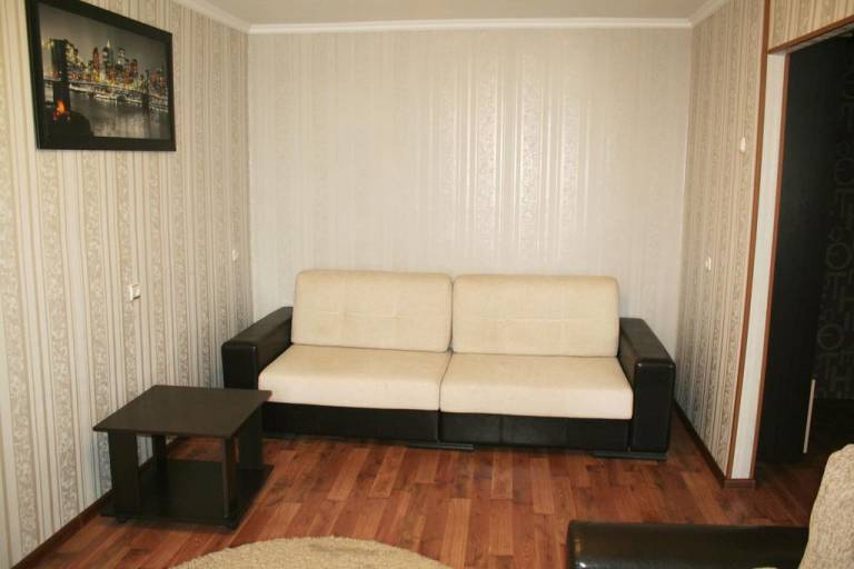 Impreza Apartment on Pobedy 16а
