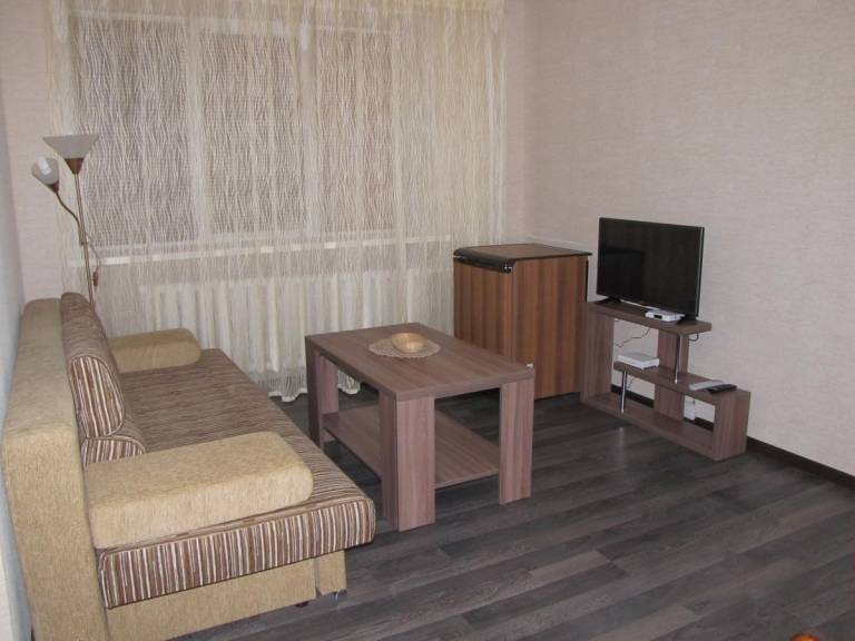 Apartment On Masherova 70
