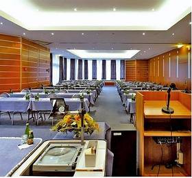 Golden Tulip Vienna All Suites Modul в Вене