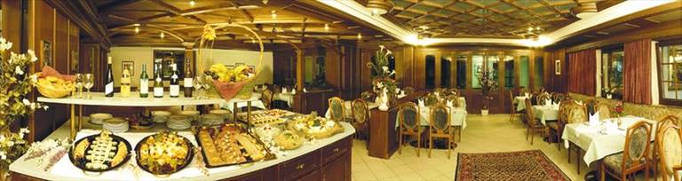 Strass Hotel