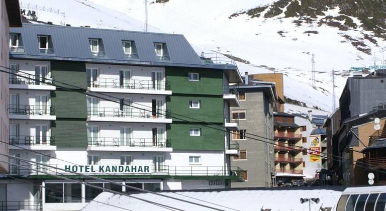 Kandahar Hotel