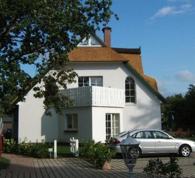 Zingst-3-Zi-Ferienwohnung-DEICHIDYLL-Strandresidenz-Godeke-Michels