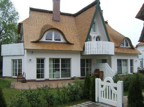 Zingst-3-Zi-Ferienwohnung-SEELORD-Strandresidenz-Godeke-Michels