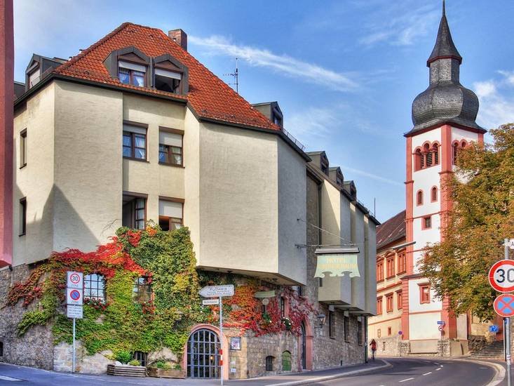 Hotel Gruner Baum Германия, Вюрцбург