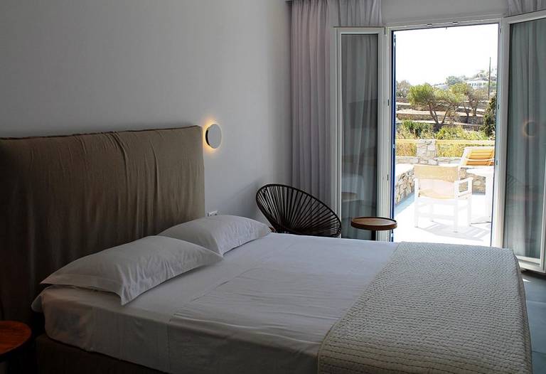 Vienoula's Garden Hotel
