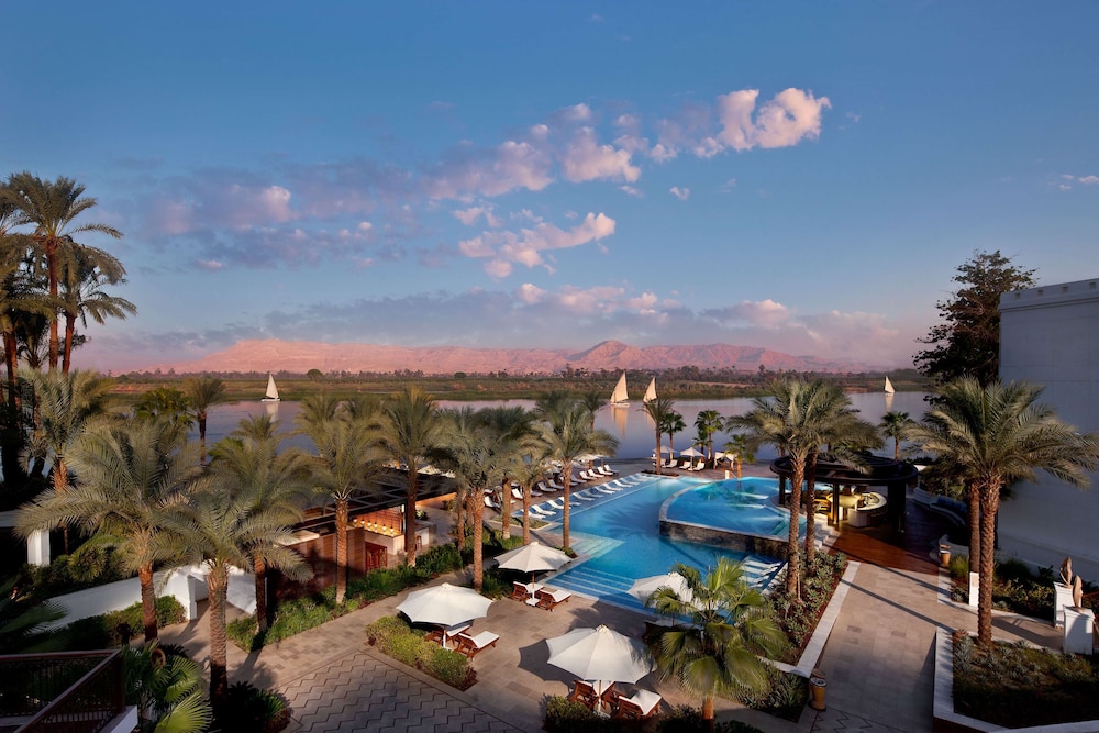 Sheraton Luxor Resort 5*