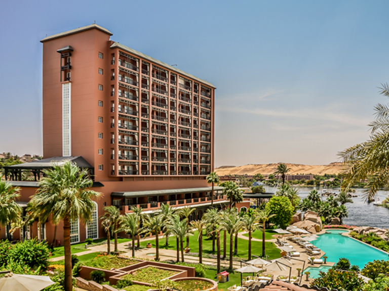 Sofitel New Cataract